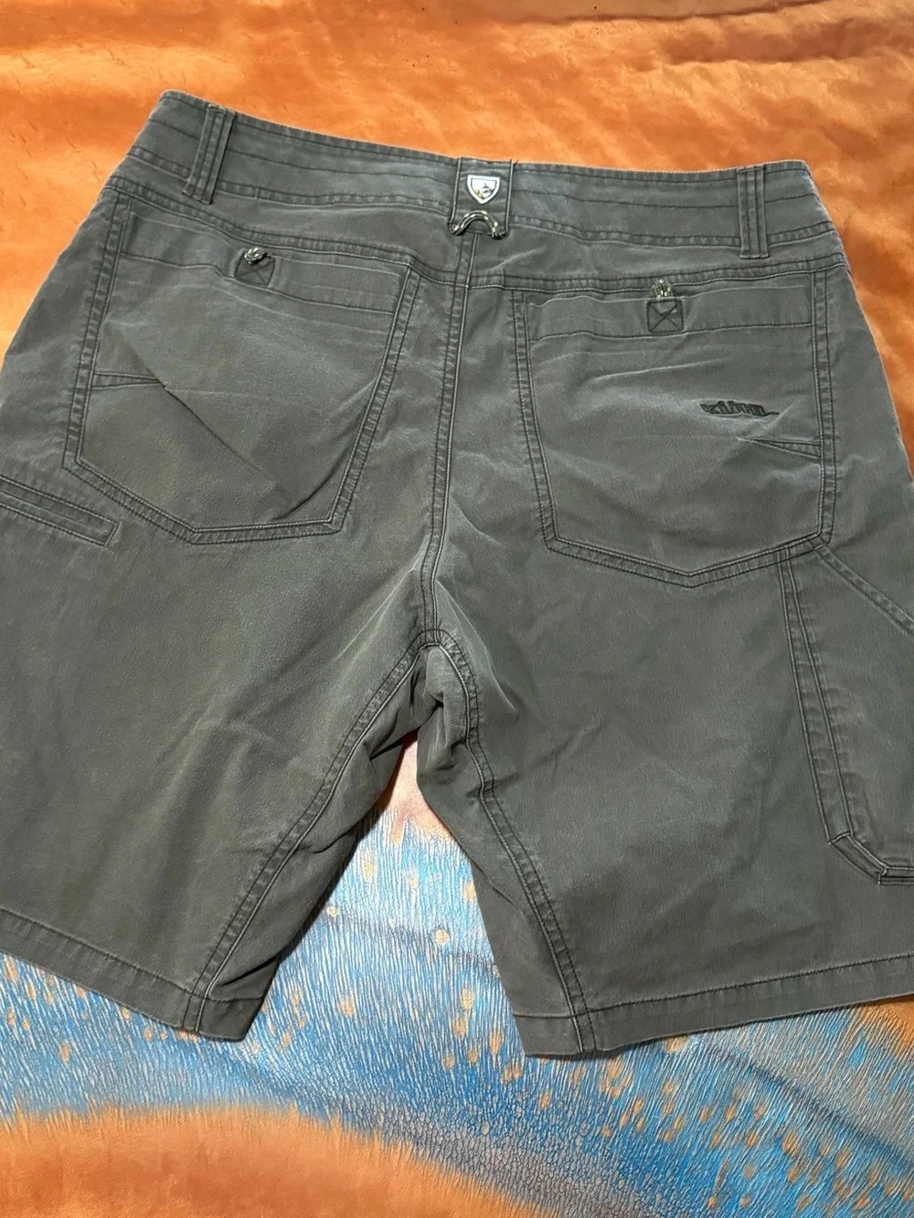 Kuhl Ramblr Patina Dyed Cargo shorts size 34